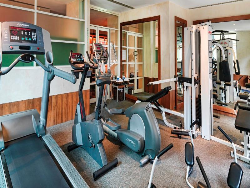 Amora Hotel Jamison Sydney Kültér fotó A gym